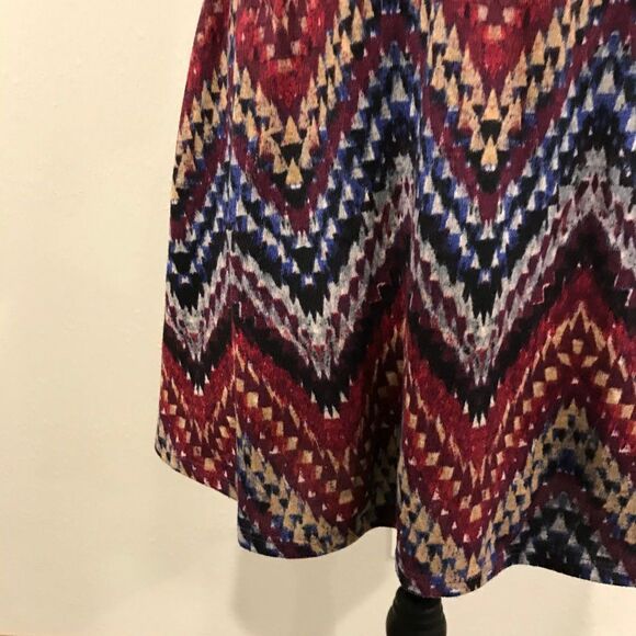 Long sleeve zigzag print sweater dress with belt - Picture 5 of 12